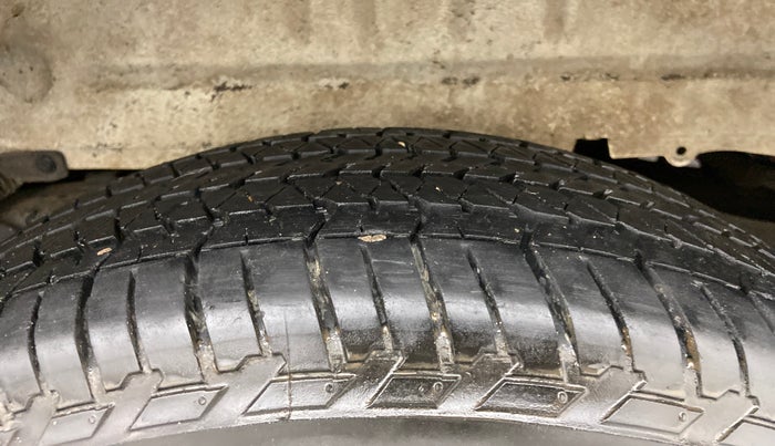 2022 Mahindra Scorpio S5, Diesel, Manual, 29,908 km, Left Rear Tyre Tread