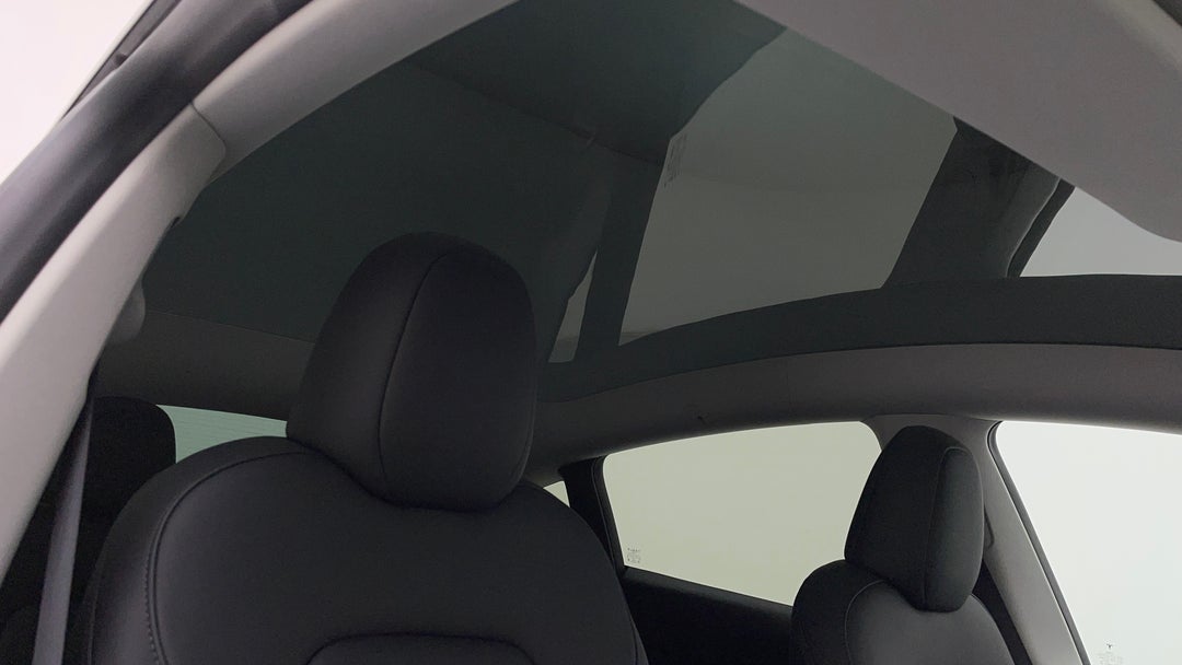 Interior Sunroof/Moonroof