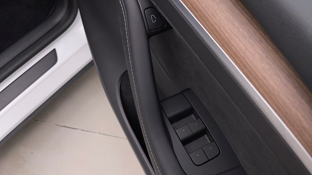 Drivers Side Door Panel Controls