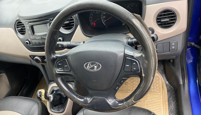 2014 Hyundai Xcent SX 1.1 CRDI OPT, Diesel, Manual, 70,559 km, Steering wheel - Steering cover is minor torn