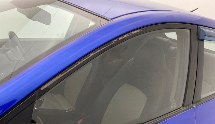 2014 Hyundai Xcent SX 1.1 CRDI OPT, Diesel, Manual, 70,559 km, Front passenger door - Door visor damaged