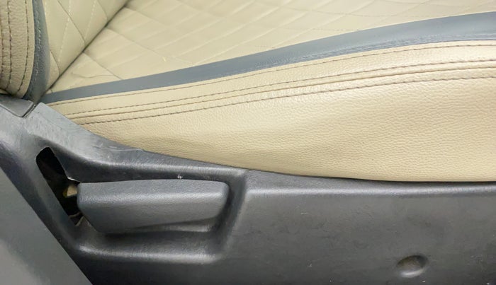 2015 Maruti Alto K10 VXI, Petrol, Manual, 83,776 km, Driver Side Adjustment Panel