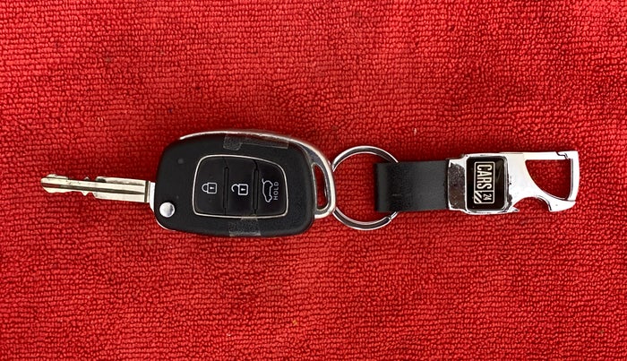 2015 Hyundai i20 Active 1.2 S, Petrol, Manual, 83,976 km, Key Close Up