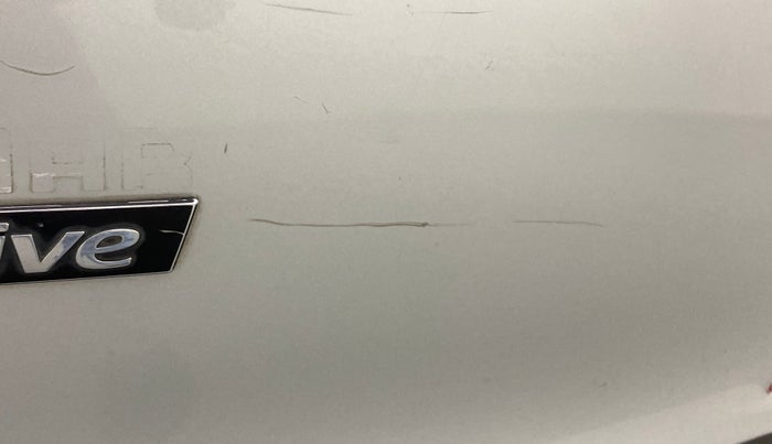 2015 Hyundai i20 Active 1.2 S, Petrol, Manual, 83,976 km, Dicky (Boot door) - Minor scratches