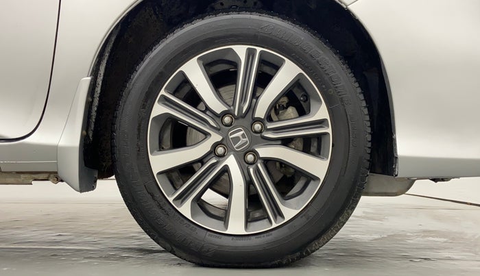 2017 Honda City V MT PETROL, Petrol, Manual, 15,439 km, Right Front Wheel