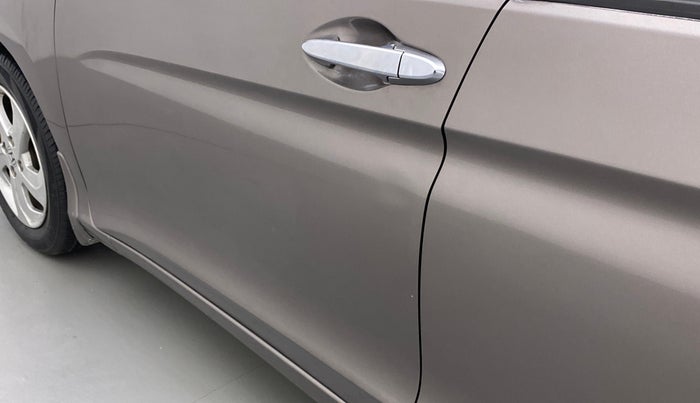 2015 Honda City V MT PETROL, Petrol, Manual, 86,562 km, Front passenger door - Slightly dented