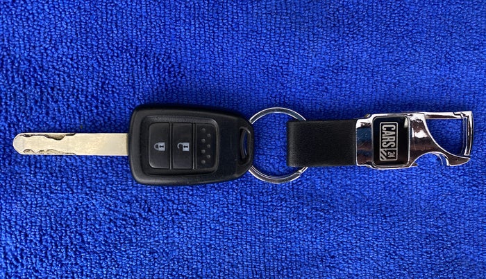 2015 Honda City V MT PETROL, Petrol, Manual, 86,562 km, Key Close Up