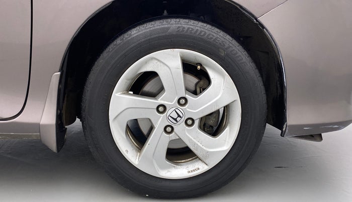 2015 Honda City V MT PETROL, Petrol, Manual, 86,562 km, Right Front Wheel