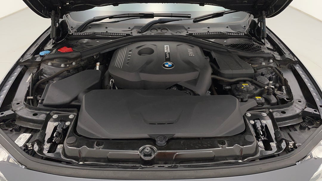 Open Bonnet (Engine)