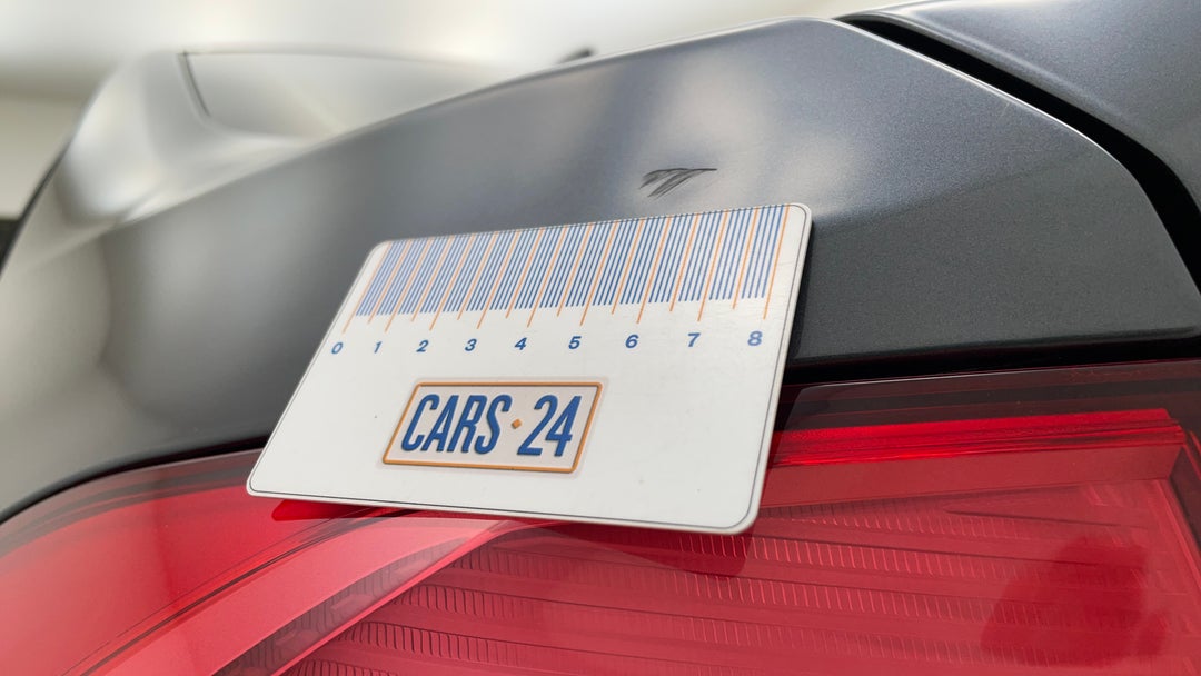 Quarter Panel Rear LHS Dent