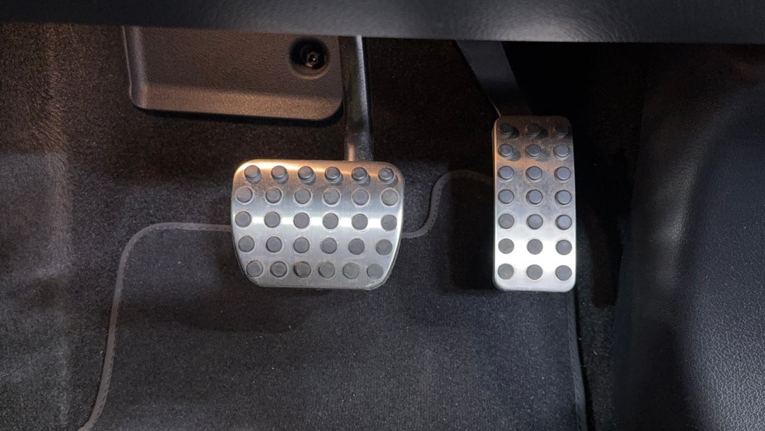 Pedals and Footmat