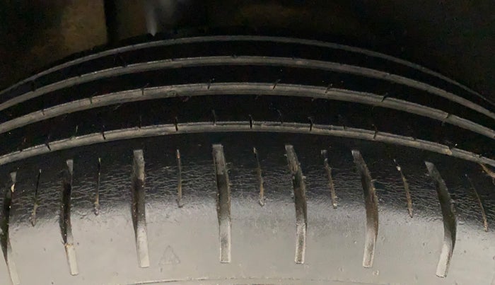 2019 Maruti Baleno ZETA PETROL 1.2, Petrol, Manual, 44,677 km, Right Rear Tyre Tread
