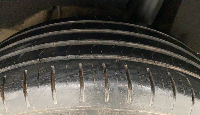 2019 Maruti Baleno ZETA PETROL 1.2, Petrol, Manual, 44,677 km, Left Rear Tyre Tread