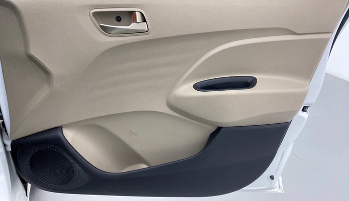 2019 Hyundai NEW SANTRO 1.1 MAGNA MT, Petrol, Manual, 7,048 km, Driver Side Door Panels Control