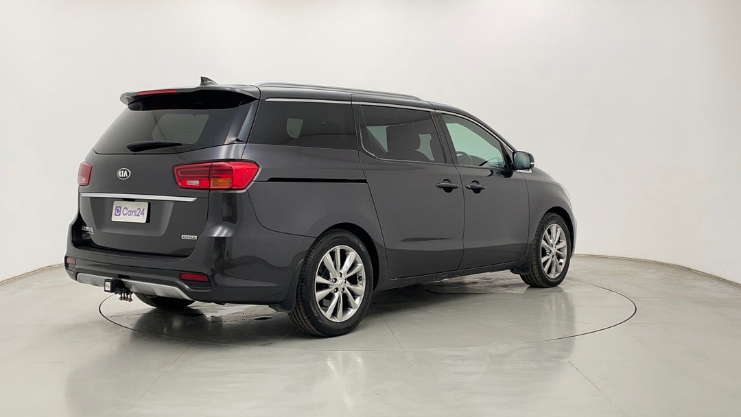 Right Back Diagonal (45- Degree) View