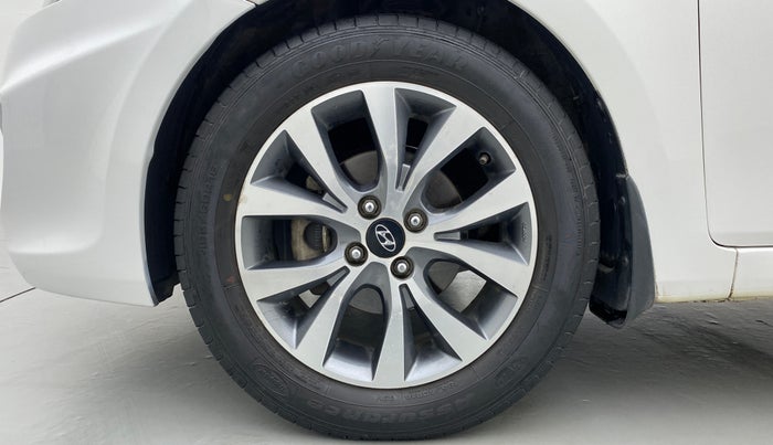 2014 Hyundai Verna FLUIDIC 1.6 SX CRDI, Diesel, Manual, 94,411 km, Left Front Wheel