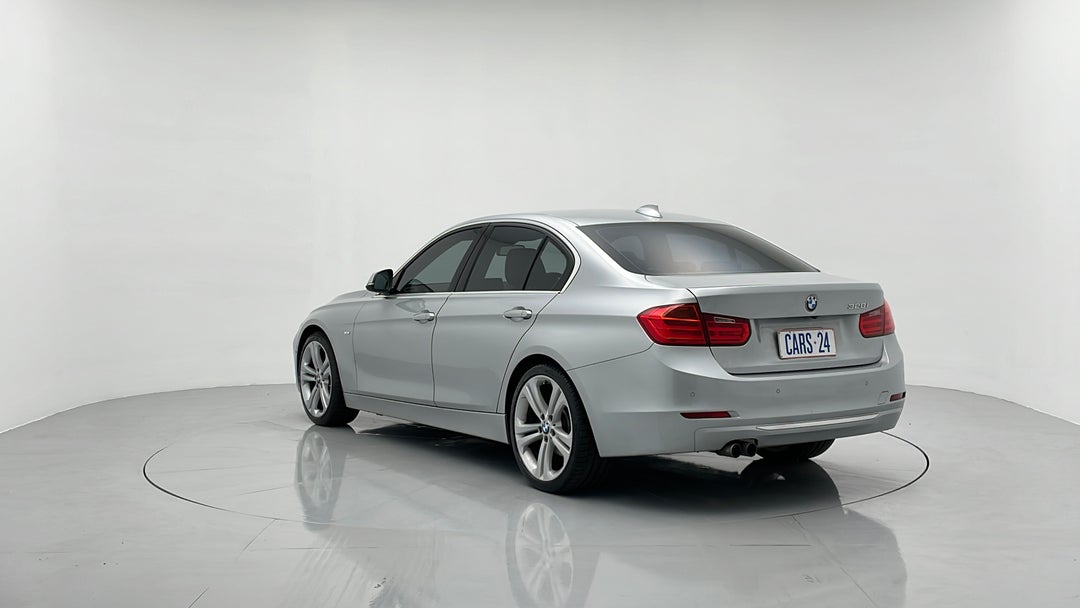 Left Back Diagonal (45- Degree) View