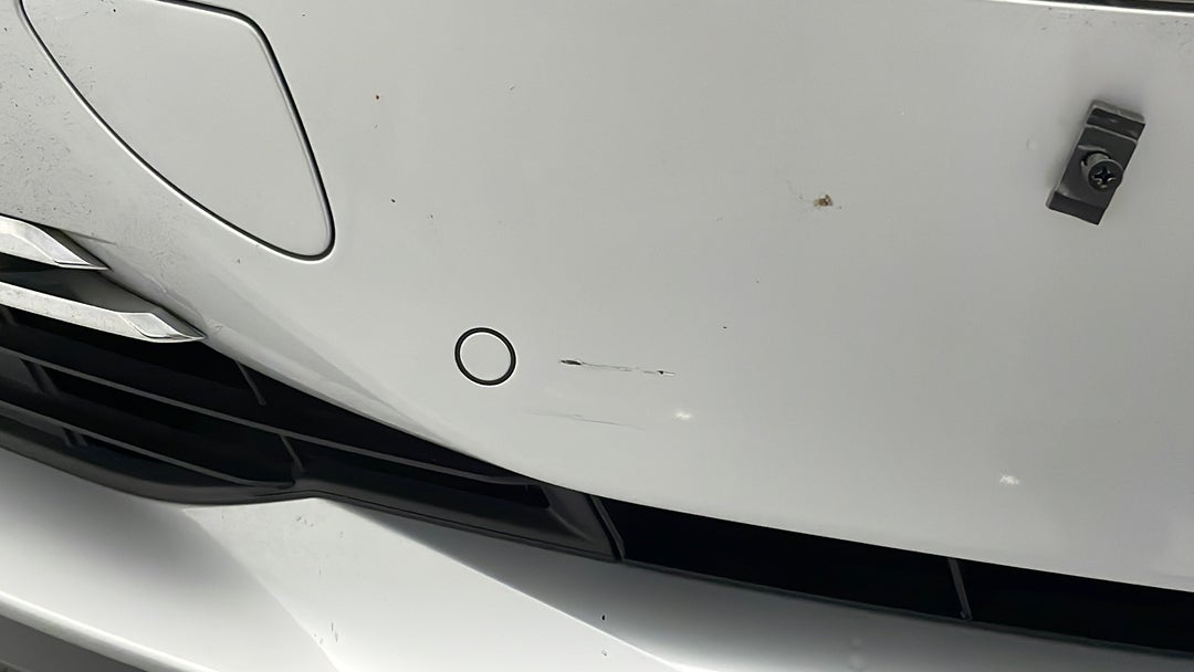 Bumper Front Scratch