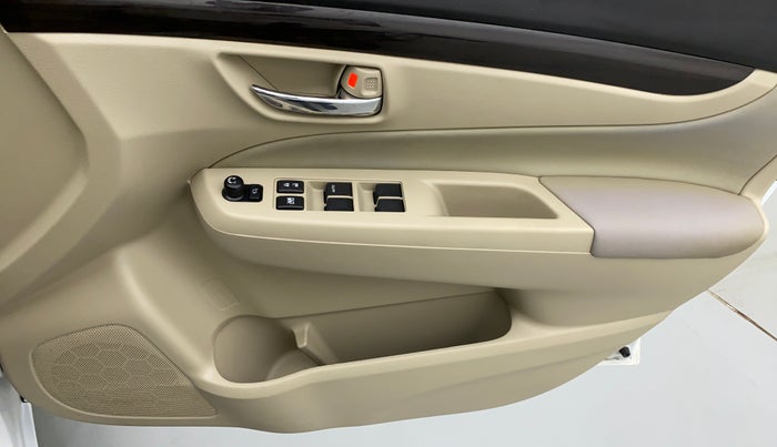 2017 Maruti Ciaz ZETA 1.4 VVT, Petrol, Manual, 8,158 km, Driver Side Door Panels Control