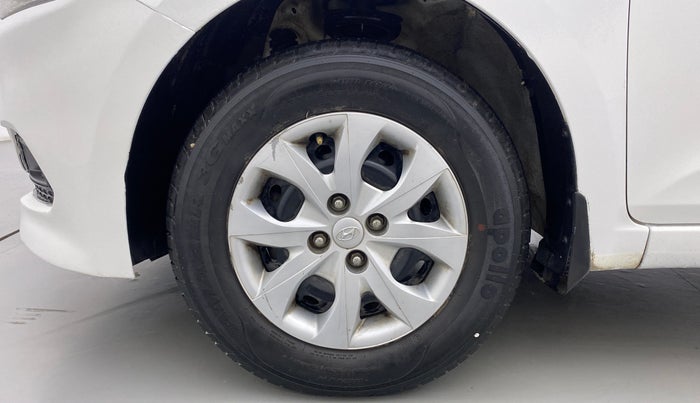 2014 Hyundai Elite i20 MAGNA 1.2, Petrol, Manual, 39,813 km, Left Front Wheel