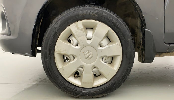 2015 Maruti Alto K10 LXI, CNG, Manual, 51,489 km, Left Front Wheel