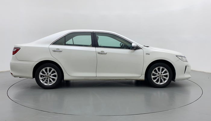 2015 Toyota Camry 2.5 AT, Petrol, Automatic, 90,405 km, Right Side