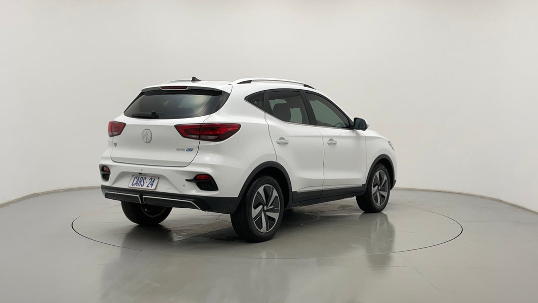 Right Back Diagonal (45- Degree) View