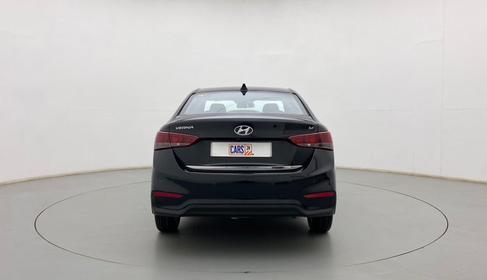 2018 Hyundai Verna 1.6 EX VTVT AT, Petrol, Automatic, 68,095 km, Back/Rear