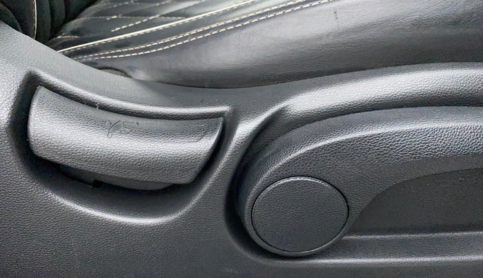 2019 Hyundai Creta SX 1.6 PETROL, Petrol, Manual, 28,314 km, Driver Side Adjustment Panel