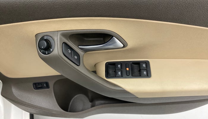 2020 Volkswagen Vento Highline 1.0 TSI MT, Petrol, Manual, 15,009 km, Driver Side Door Panels Control