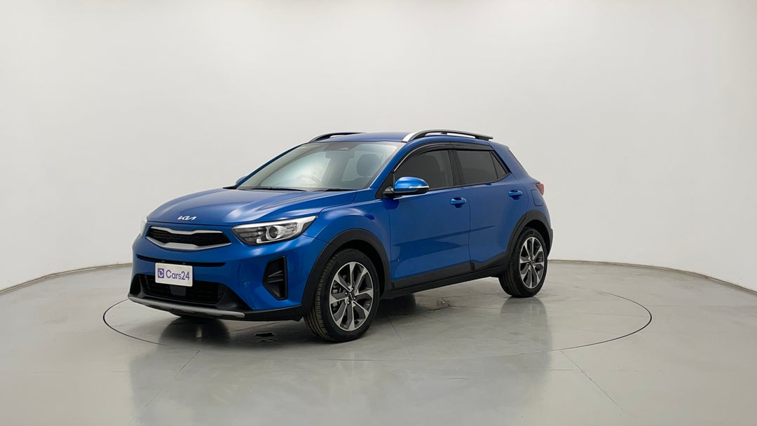 Left Front Diagonal (45- Degree) View