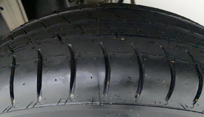 2016 Maruti Alto K10 VXI P, Petrol, Manual, 57,110 km, Left Rear Tyre Tread