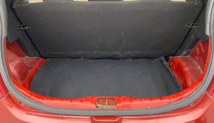 2014 Hyundai Eon ERA +, Petrol, Manual, 49,326 km, Boot Inside