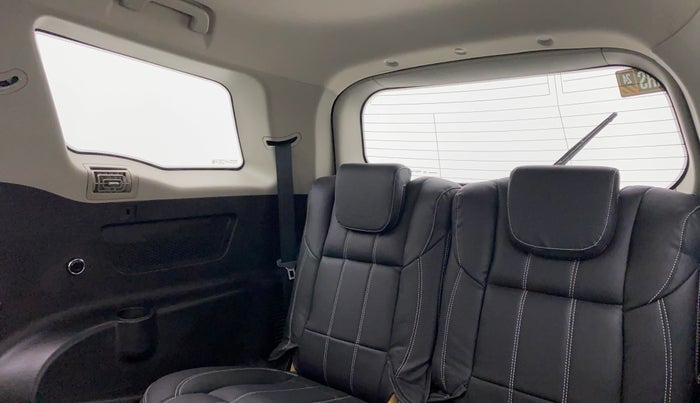 2018 Mahindra XUV500 W7, Diesel, Manual, 18,486 km, Third Seat Row ( optional )