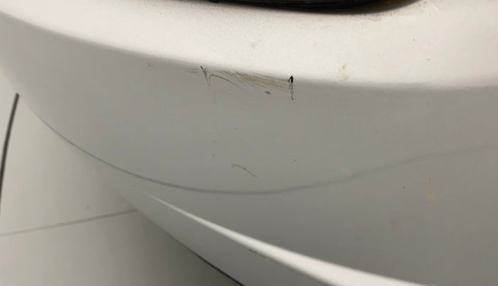 2018 Mahindra XUV500 W7, Diesel, Manual, 18,486 km, Front bumper - Minor scratches