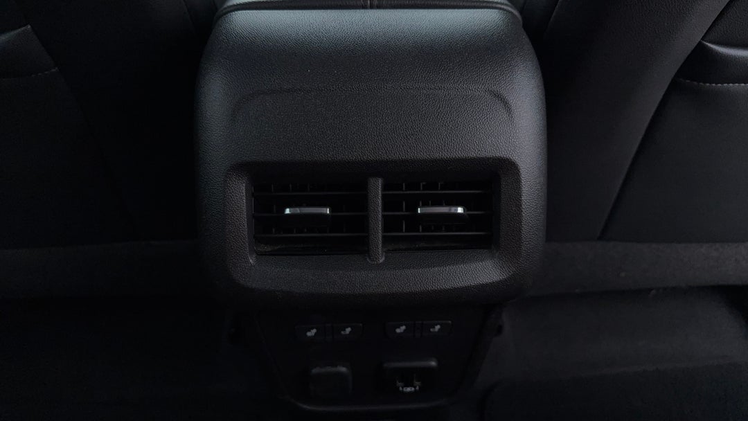 Rear A/C Vent