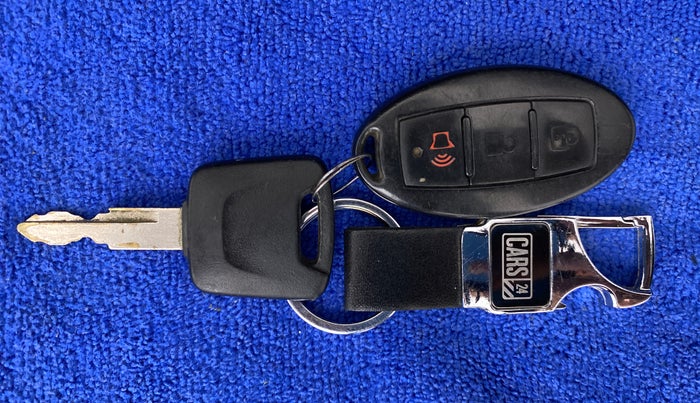 2016 Datsun Redi Go T (O), Petrol, Manual, 70,104 km, Key Close Up