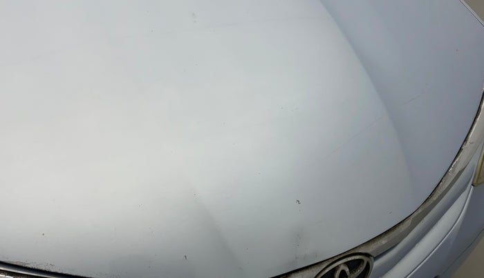 2011 Toyota Etios V, Petrol, Manual, 69,350 km, Bonnet (hood) - Minor scratches