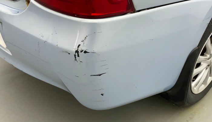 2011 Toyota Etios V, Petrol, Manual, 69,350 km, Rear bumper - Minor scratches