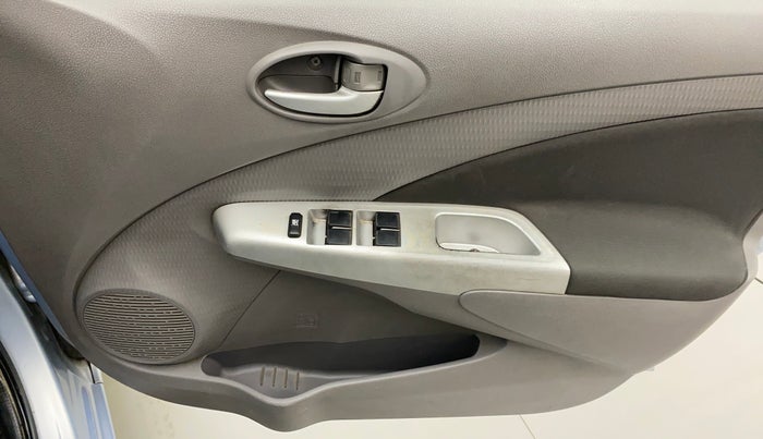 2011 Toyota Etios V, Petrol, Manual, 69,350 km, Driver Side Door Panels Control