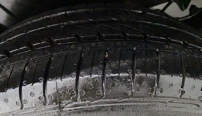2018 Maruti Dzire ZDI Plus, Diesel, Manual, 59,790 km, Left Rear Tyre Tread