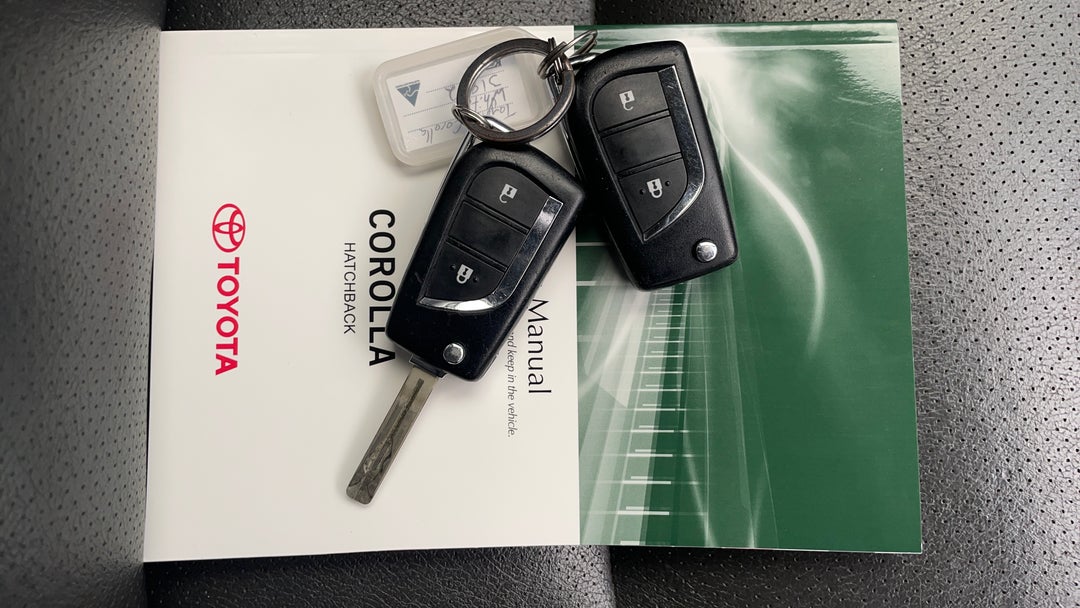 2016 Toyota Corolla Ascent Sport, Manual, 112165 km, Key Close-up