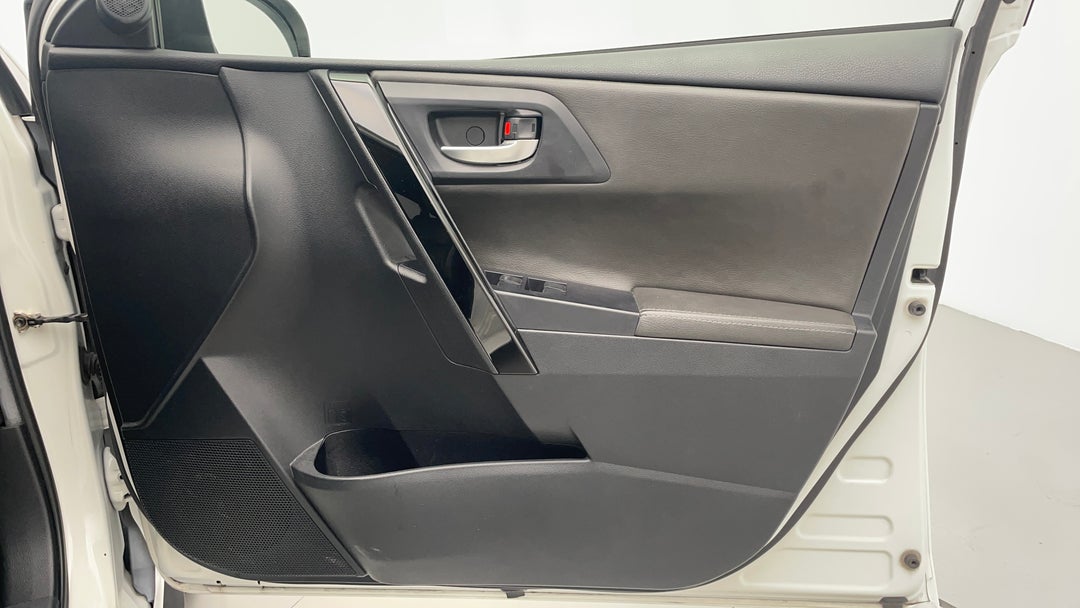 2016 Toyota Corolla Ascent Sport, Manual, 112165 km, Speaker View