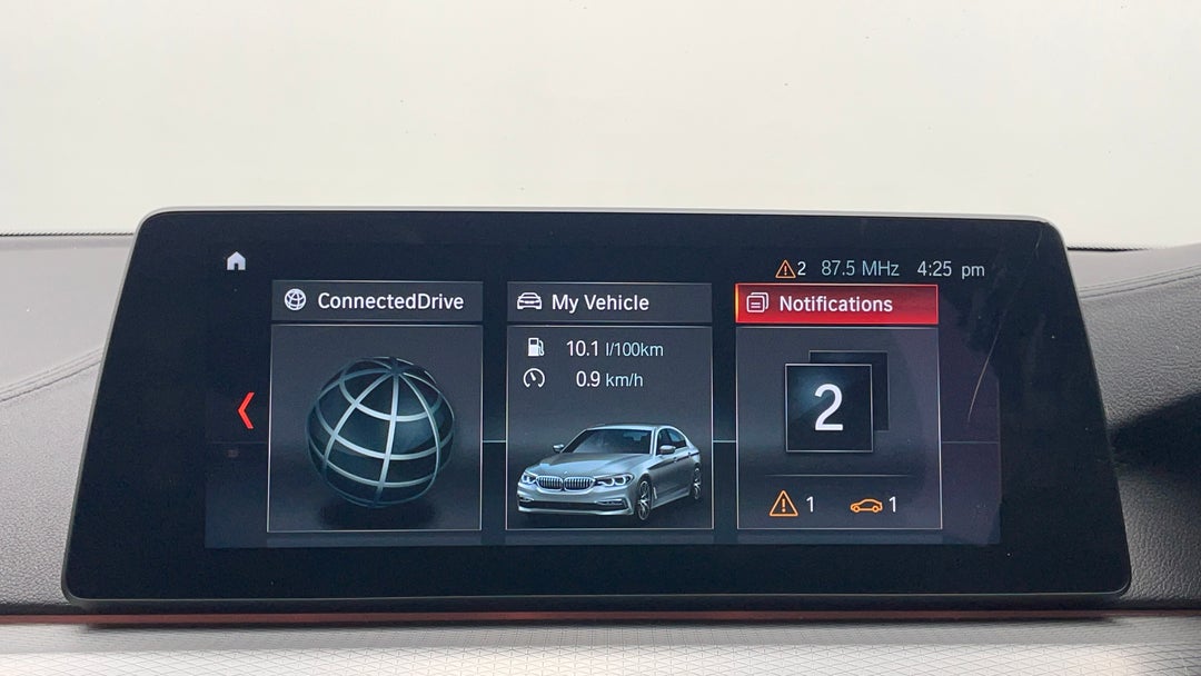 2017 BMW 5 30i M Sport, Automatic, 157603 km, Infotainment System