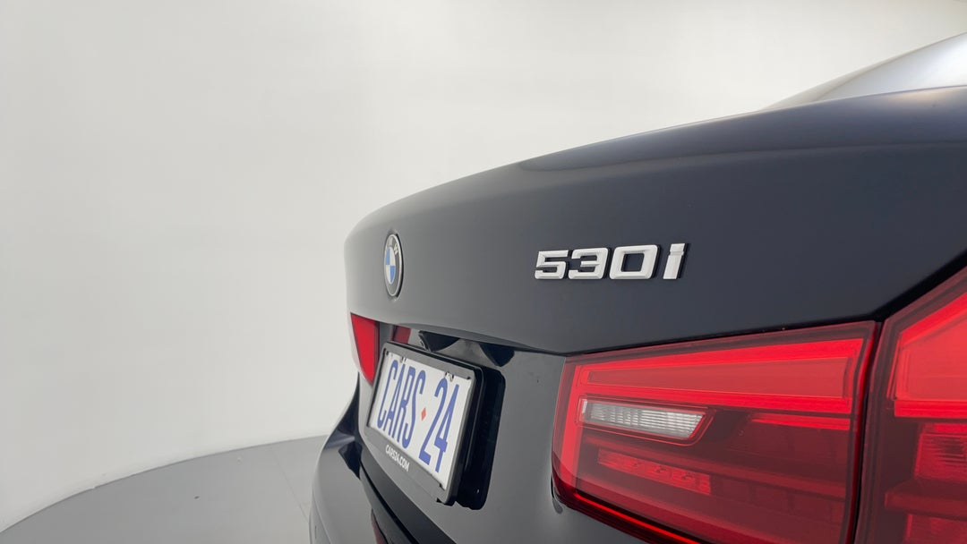 2017 BMW 5 30i M Sport, Automatic, 157603 km, Badge (Boot Right Side)