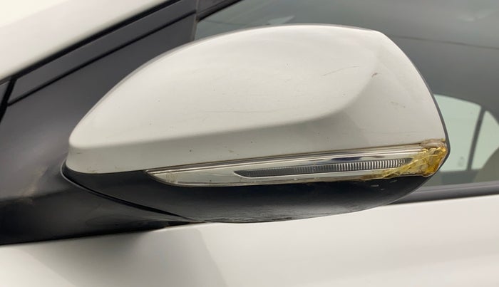 2014 Hyundai Xcent S (O) 1.2, Petrol, Manual, 46,742 km, Left rear-view mirror - Indicator light has minor damage
