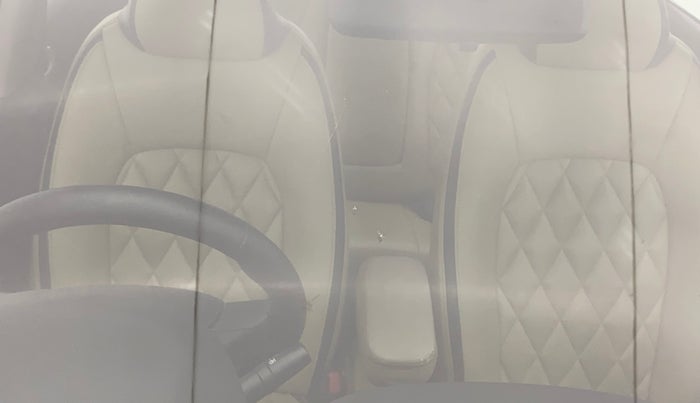 2014 Hyundai Xcent S (O) 1.2, Petrol, Manual, 46,742 km, Front windshield - Minor spot on windshield