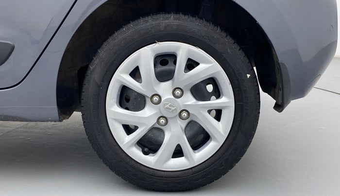 2019 Hyundai Grand i10 SPORTZ 1.2 KAPPA VTVT, Petrol, Manual, Left Rear Wheel
