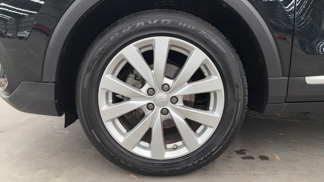 2022 MG Zst Core, Automatic, 13846 km, Left Front Wheel