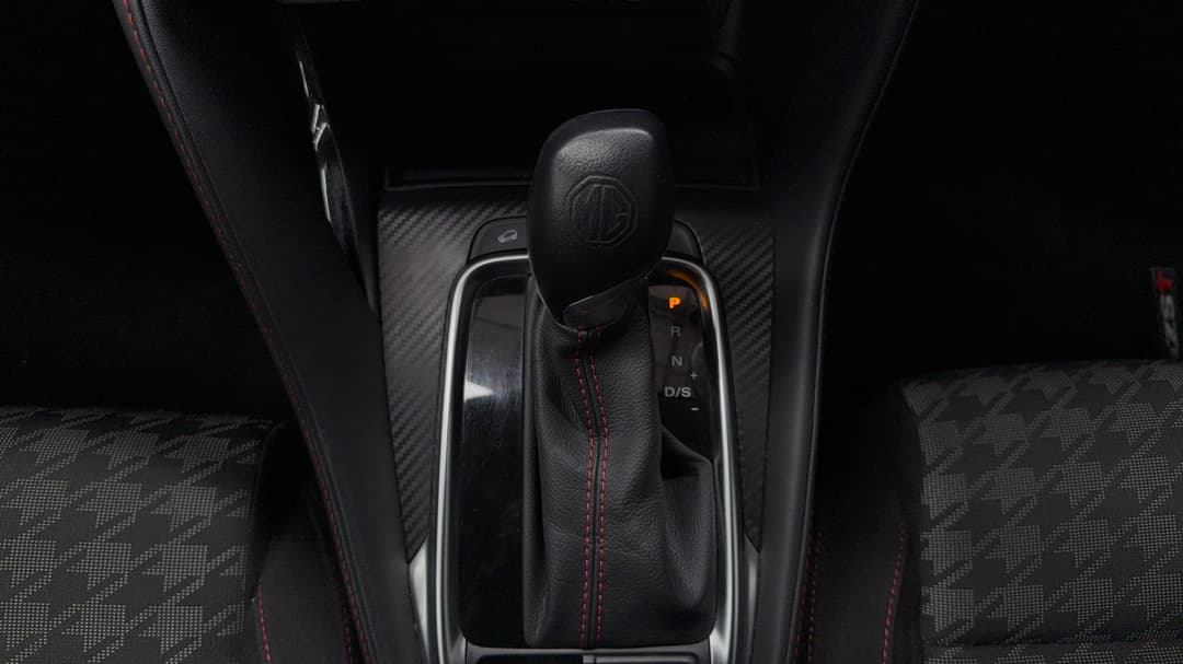 2022 MG Zst Core, Automatic, 13846 km, Gear Lever 